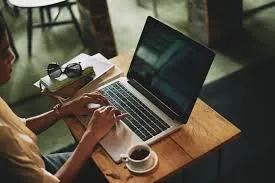 Übersicht über geplante Arbeitsschritte am Schreibtisch